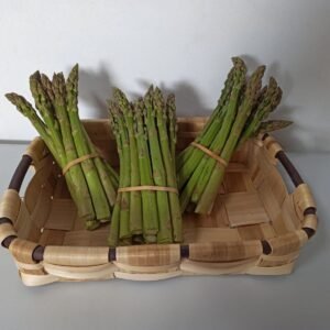 Manojos de 300 gr de espárrago verde de Novillas